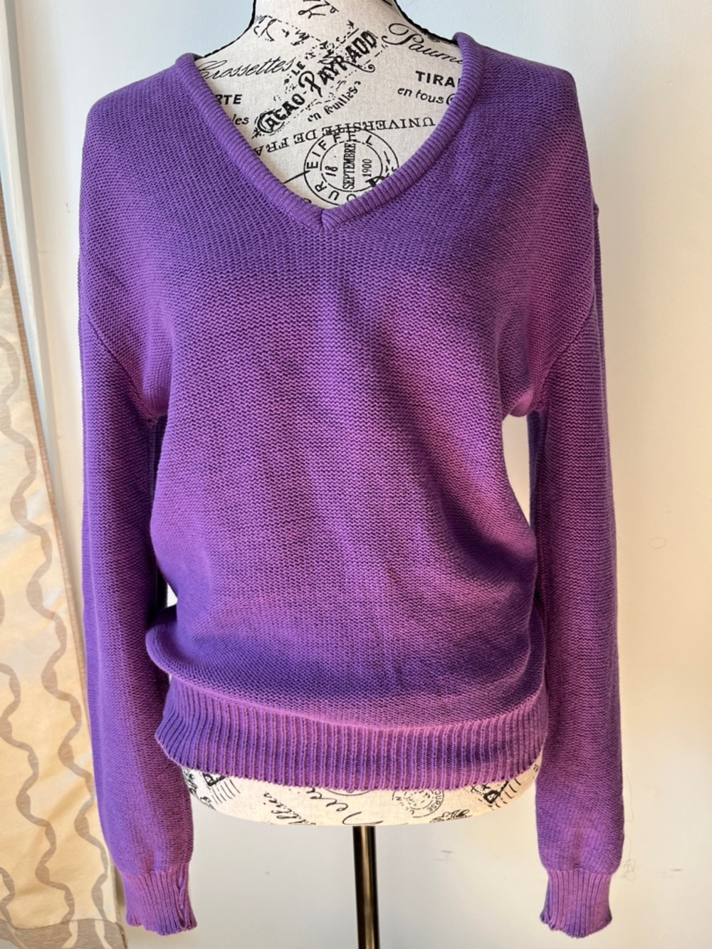 Vintage Academia Preppy Old Money V-Neck Classic Sweater - Picture 3 of 7